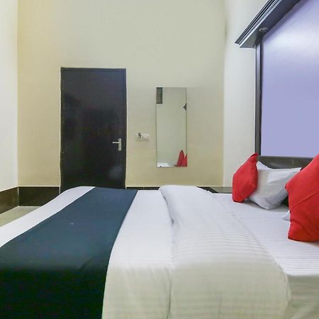 Capital O 68148 Hotel Shree Jee Palace Ghaziabad Exterior photo